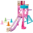 thumbnail image 2 of Barbie-Poupée et Coffret Parcours d’Obstacles, 2 of 6