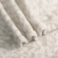 thumbnail image 4 of Jeté en peluche douce Holiday Time, 4 of 8