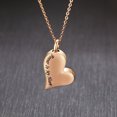 thumbnail image 1 of Pendentif Gravé pour Toujours dans Mon Cœur pour Femmes Collier Bijou en Acier Inoxydable, 1 of 6