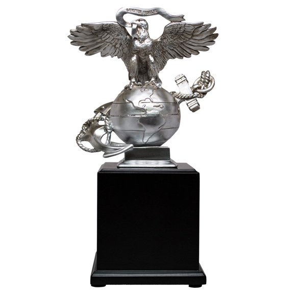 Boutique de Cadeaux Militaires USMC 3D Aigle Globe & Ancre Statue avec Base en Bois - Vitrine de la Fierté du Corps des Marines - Cadeaux du Corps des Marines Statue USMC EGA