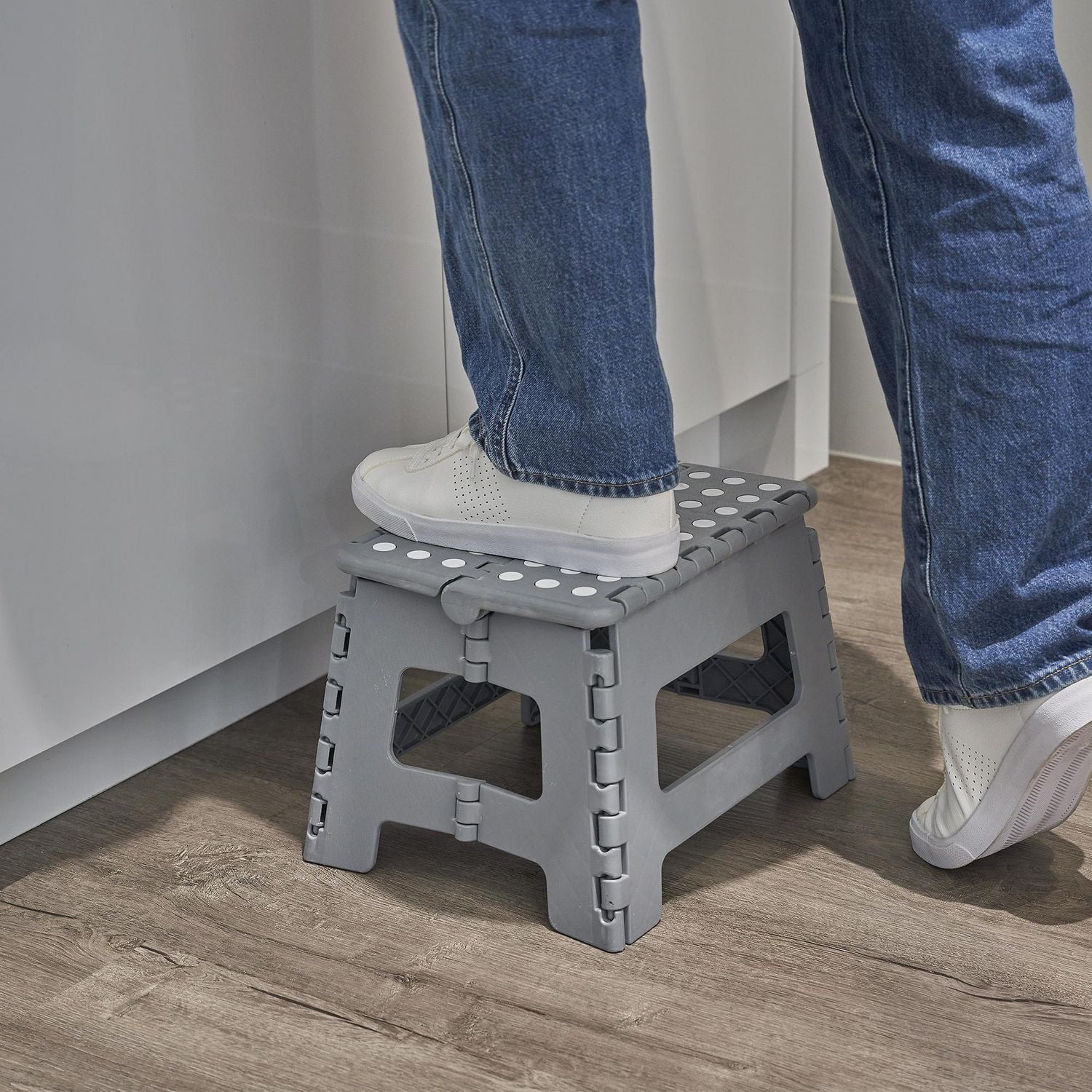 Mainstays Plastique Escabeau pliant