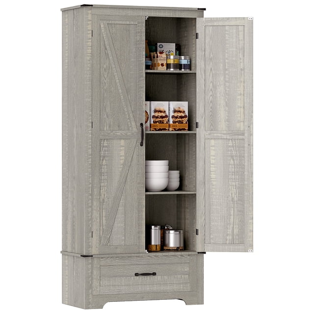 HOMCOM Armoire de Garde-Manger style Ferme en Gris Pâle Vieilli avec Portes de style Grange, Offrant Quatre Tablettes Ajustables et un Tiroir pour le Rangement de Cuisine. Cette Armoire Haute, Fabriquée en Panneau de Particules et MDF avec Fini Placage, Ajoute un style Ferme à Tout Espace. Dimensions : 31,5 Pouces de Large, 15,7 Pouces de Profondeur et 72,2 Pouces de Hauteur.