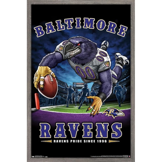 NFL Baltimore Ravens - Affiche Murale End Zone 17 Présentant une Impression Lustrée Encadrée d'Une Mascotte de Corbeau Violet dans un Maillot de football Blanc Numéro 00 Plongeant pour Marquer un Touché sur un Terrain de football avec des Joueurs et un Tableau de Bord en Arrière-Plan, avec le Texte Audacieux des Baltimore Ravens et la Fierté des Ravens depuis 1996, Idéale pour Décorer des Chambres, des Bureaux Ou des Résidences Étudiantes.