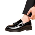 thumbnail image 2 of Mocassins pour Hommes Style Britannique à Franges Bout Rond à Enfiler Semelle Souple Mode Classique Formel Affaires Robe Mariage Marié Chaussures en Cuir Noir, 2 of 9