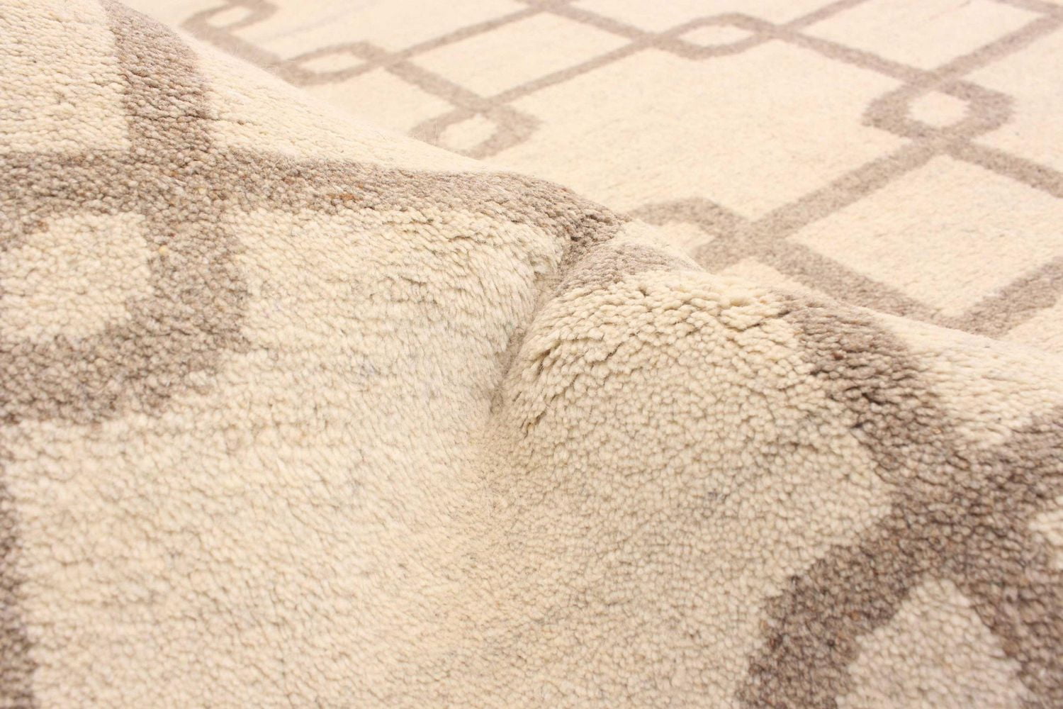 ECARPETGALLERY Tapis Noué à la Main pour Salon, Salle à Manger et Chambre à Coucher Marocain Collection Tangier 4'11" x 7'8" en Ivoire