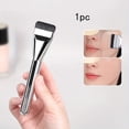 thumbnail image 4 of Lightweight Flat Head Brush for Seamless Foundation & Contouring - Alcohol-Free Precision Palm Tool for All Skin Types, 4 of 5