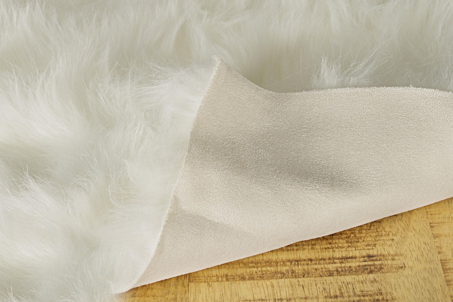 tapis gordon en fausse fourrure de mouton