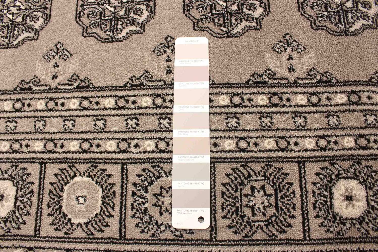 Tekke Oriental Area Rug for Living Room