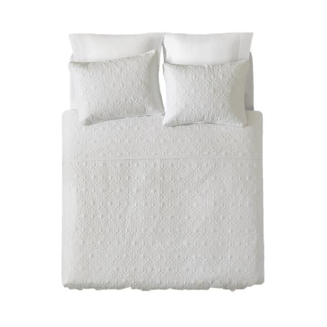 Madison Park Quebec 3 Piece Quilt Set