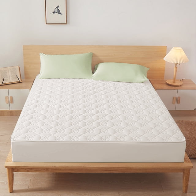 Fitted Sheet Queen, Mattress Protector, Water Proof Bed Protective Pee Cover Washable with Deep Pockets for Adult, Pets, Potty Training, Bed Wetting,Beige