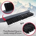 thumbnail image 2 of Brosse à neige et grattoir à glace FORCE™ de 35 po (noir), 2 of 6