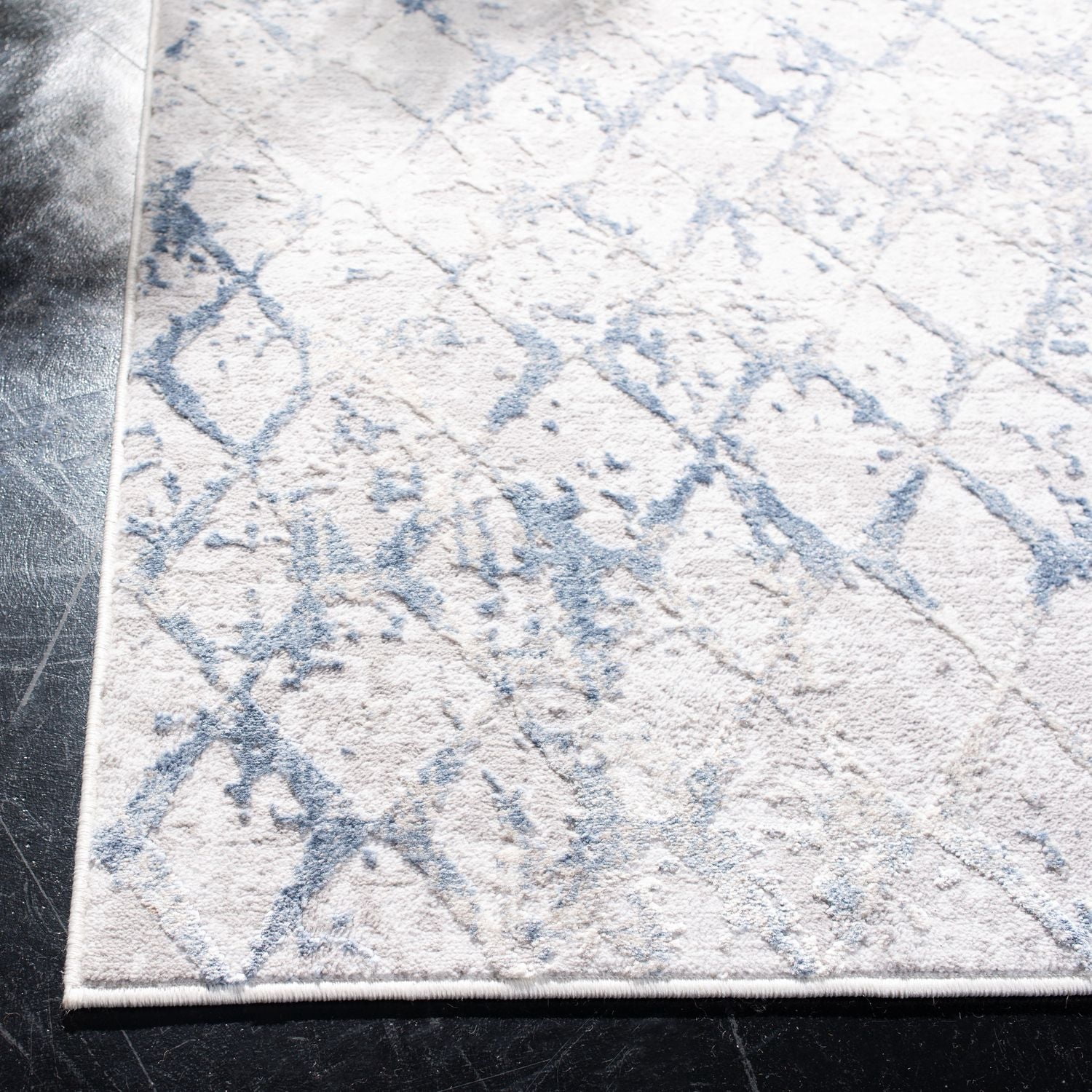 SAFAVIEH Amelia Rosyln Tapis Abstrait