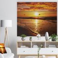 thumbnail image 3 of Design Art - Coucher de Soleil Jaune Vif sur les Vagues, 3 of 5