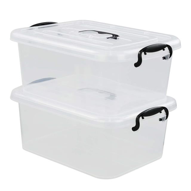 Readsky Bacs de Rangement de 8 Pintes avec Couvercle, Contenants de Rangement en Plastique Transparents et Noirs, Présentés en Ensemble de Deux. Chaque Bac Présente un Corps transparent pour une Visibilité Facile du Contenu, des Loquets Noirs des Deux Côtés pour une Fermeture Sécurisée, et un Couvercle concave pour un Empilage stable. les Bacs Sont Faits de Plastique durable avec des Coins Arrondis pour la Sécurité et un Intérieur Lisse pour Prévenir les Égratignures. une Poignée sur le Couvercle Permet une Portabilité Facile, les Adaptant à l'Organisation des Vêtements, des Fournitures de Bureau, des Outils Ou des Articles Ménagers