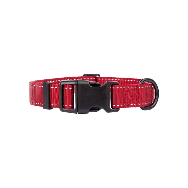 One Paw Collier en Sangle pour Chiens en Rouge avec Surpiqûres Blanches, Fabriqué à Partir d'Une Sangle durable et Résistante à l'Humidité, Doté d'Une Boucle Latérale en Plastique Noire et d'Un Anneau en D Renforcé en Acier Inoxydable pour Attache à la Laisse, Montré sur un Fond Blanc. Convient à une Utilisation Extérieure Quotidienne et à un Nettoyage Facile.
