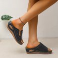 thumbnail image 3 of LEEy-World Pantoufles pour Femmes Dames Mode Transparent PVC Chaîne en Métal Décorative Dessus Rond Semelle Épaisse Paille Mousse à Mémoire Pantoufles Femmes Extérieur, 3 of 5