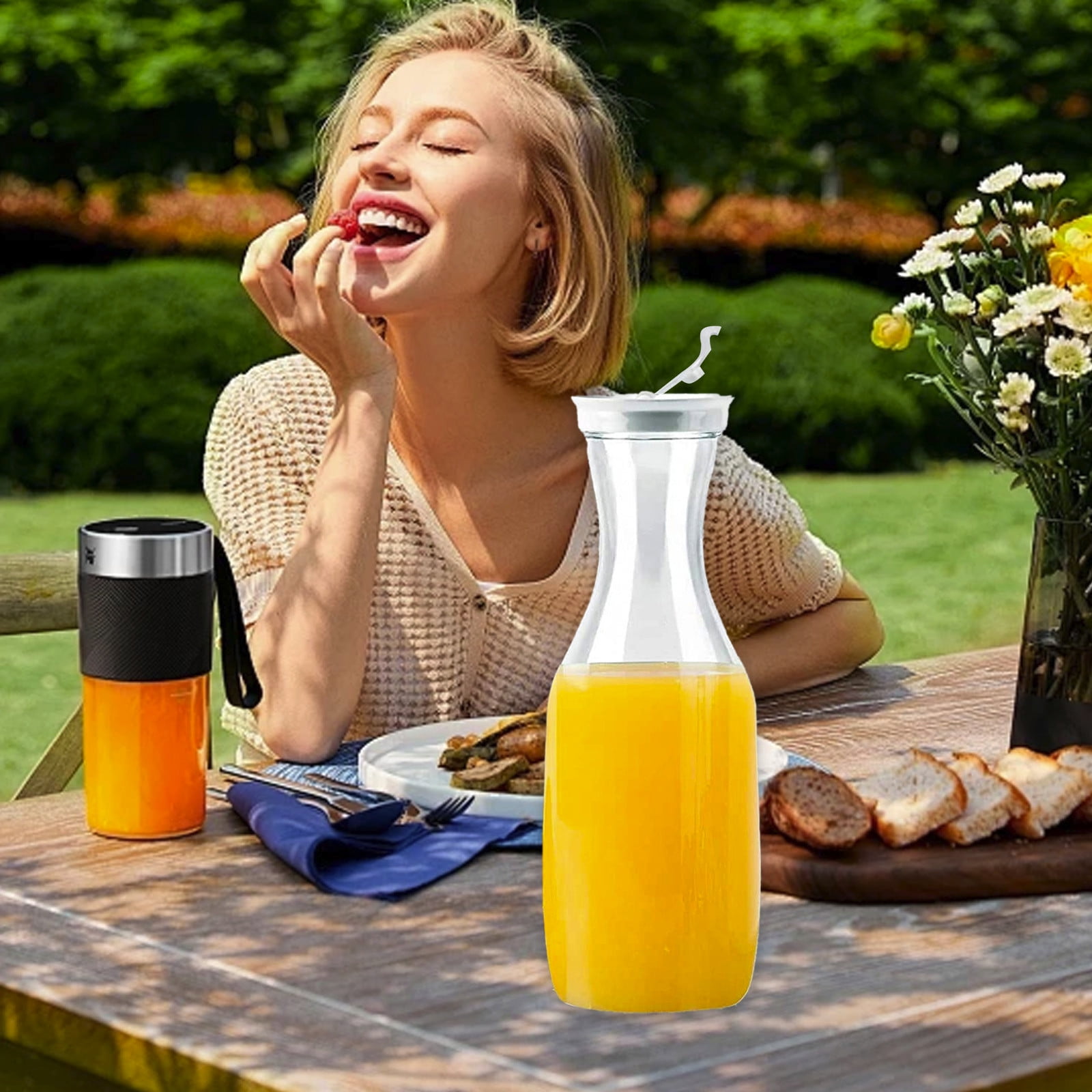 Carafe d'Eau en Plastique avec Couvercle Rabattable, Pichet de Boisson Transparent pour Thé Glacé, Jus et Infusion Froide, Pichet d'Eau Étanche de 33oz pour Maison et Bar, Couvercle Hermétique pour Fraîcheur, Lavage