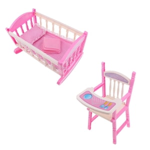 Chaise haute amovible et sertie de matelas et d'oreiller