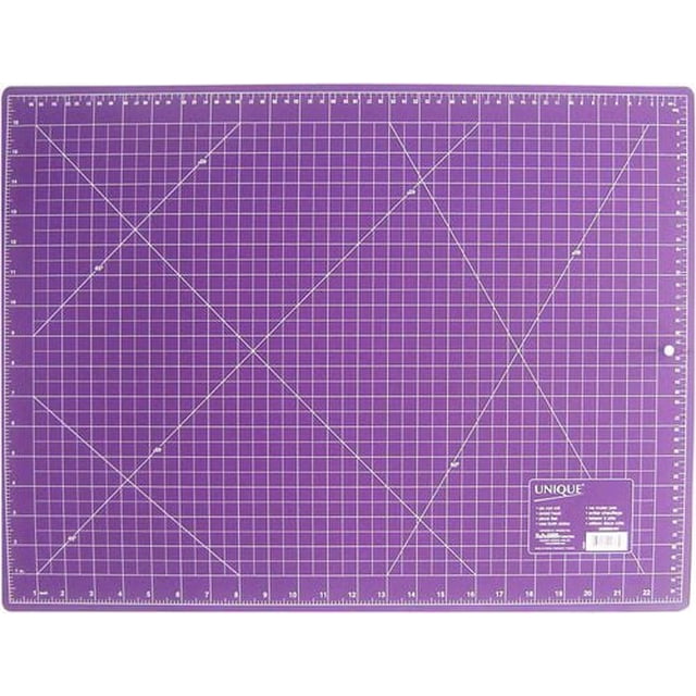 UNIQUE Tapis de Coupe Double Face, 18 Pouces x 24 Pouces (45 x 60 cm), Tapis Auto-Cicatrisant Violet avec Grilles Impériales et Métriques, Marquages d'Angle 30°, 45° et 60°, construction à 3 Plis, Rectangulaire avec Coins Arrondis et Trou de Suspension, Convient à la Couture, à la Courtepointe et au Bricolage.
