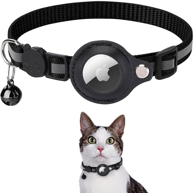 Collier de Suivi pour Chat AirTag - Localisateur GPS et Anti-Perte par GROOMY, Doté d'Une Sangle en nylon Noir durable avec une Bande Réfléchissante, Support AirTag Intégré et Boucle à Dégagement Rapide. Comprend une Petite Clochette pour une Fonctionnalité Accrue. Conçu pour les Chats, Ce Collier Assure une Fixation Sécurisée d'Un Apple AirTag (Non Inclus) pour le Suivi et la Prévention des Pertes.