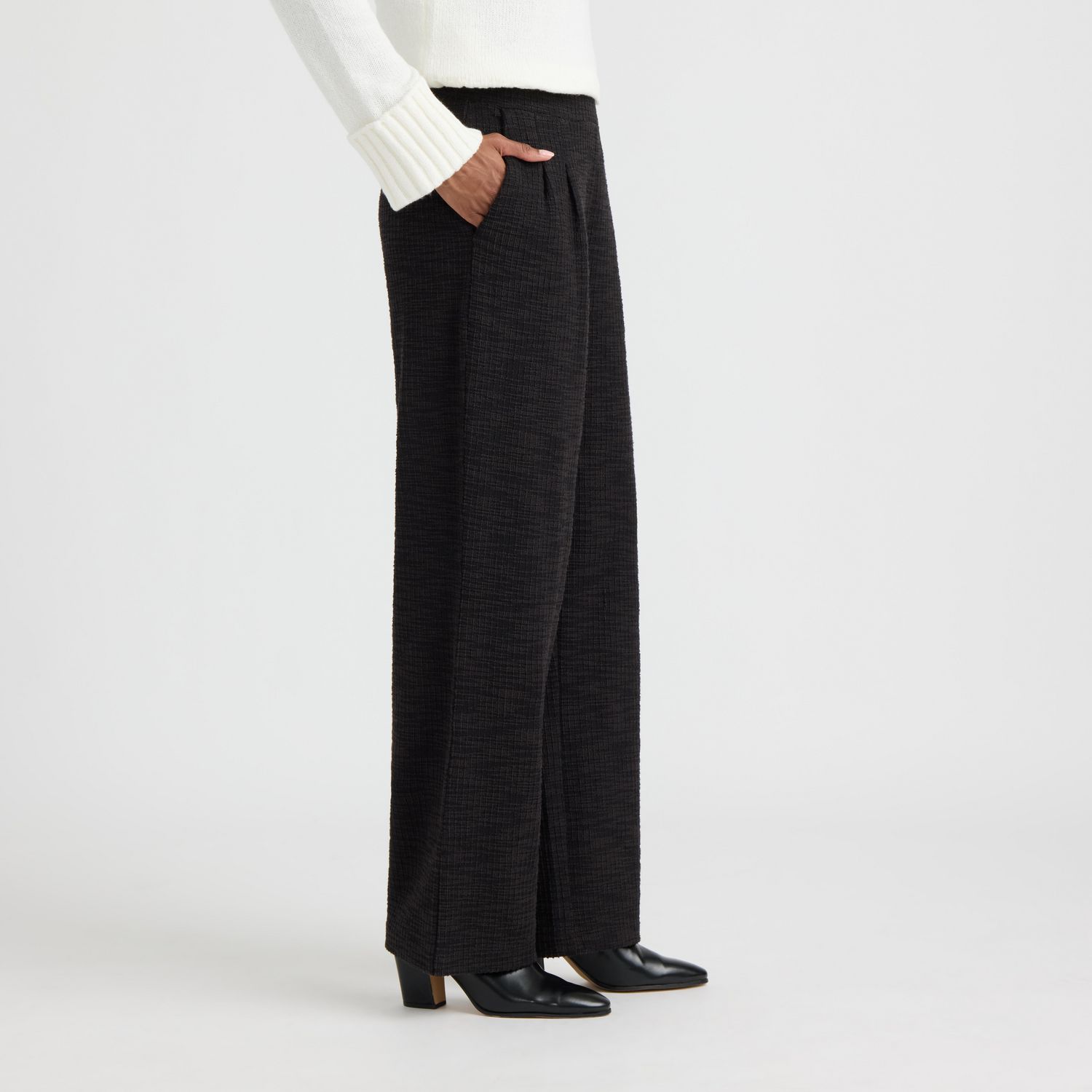 Mexx Women’s Straight Leg Pull-On Tweed Pant