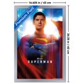 thumbnail image 3 of DC Studios Superman (2025) - Gros plan sur une feuille, 3 of 3