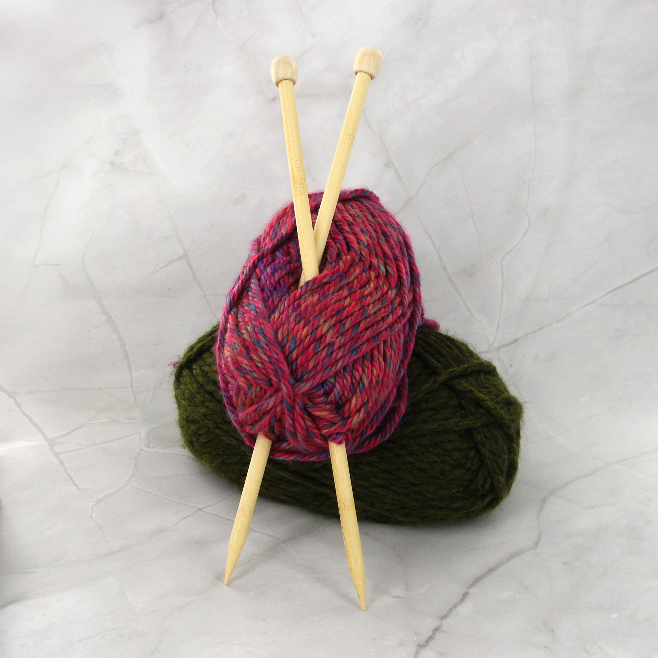 LOVE KNITTING Aiguilles à tricoter droites en bambou, 35 cm (14 po), 10 mm (US 15)