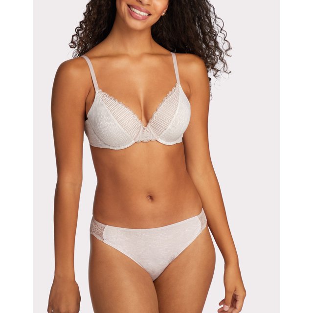 Maidenform Womens Comfort Devotion Lace Back Tanga, 8, Moving TextureGloss