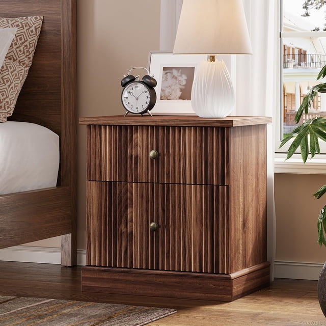 Table de Nuit Cannelée avec 2 Tiroirs, Table de Chevet Mi-Siècle Moderne, Table de Nuit en Bois Brun avec Rangement, Table d'Appoint Gain de Place avec Base Courbée pour Chambre et Salon