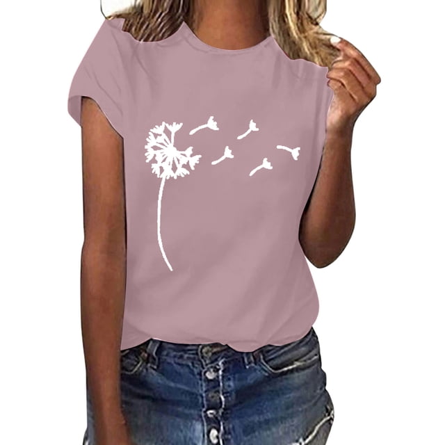 CEHVOM Haut de Mode pour Femme Imprimé Décontracté Coupe Ample T-shirt Chemise Grande Taille en Couleur mauve Douce avec Motif de Pissenlit Blanc. Ce Haut à Manches Courtes, Coupe Décontractée, Est Idéal pour la Mode Estivale Grande Taille pour Femme et s'Agence Bien avec des shorts en denim pour un Usage Quotidien Décontracté. Fabriqué en Matériau polyester durable.