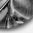 thumbnail image 3 of Designart « Cristal Futuriste » Horloge Murale Moderne, 3 of 6
