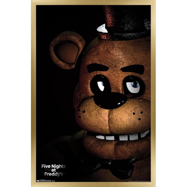 Five Nights at Freddy's - Affiche Murale Freddy, 14,725 Po x 22,375 Po Affiche Encadrée Montrant un Gros Plan Centré du Visage Animatronique Brun Texturé de Freddy Fazbear avec des Yeux Bleus, des Sourcils Noirs, un Nez Noir et un Petit Haut-de-Forme Noir sur Fond Noir, Convient à la Décoration Murale de Chambre, de Bureau Ou de Dortoir.