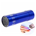 thumbnail image 3 of Lampe Torche à Lumière UV Super Mini 9 LED Lampe de Poche Lumière Ultraviolette Sèche-Ongles Masque Gel pour Ongles Séchage Rapide Outil de Manucure, Facile à Utiliser, 3 of 7