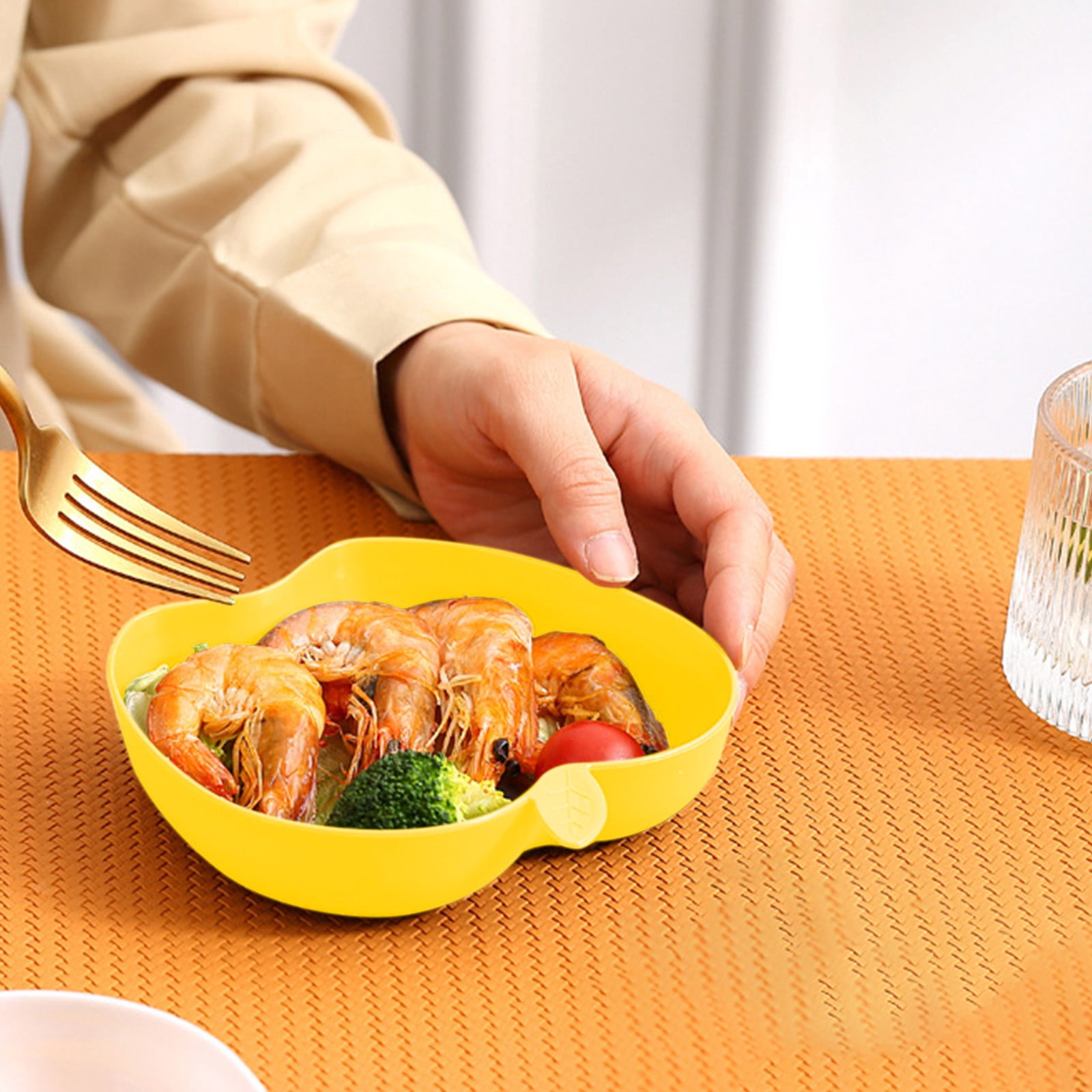 Weekly Deals! Gspmoly Apples Shape Plates Impregnable Dinner Plates Dishwasher Microwave Safe Plastic Plates Reusable Lightweight Plates for Kitchen or Camping 3.35X3.15 Inches Weekly Deals