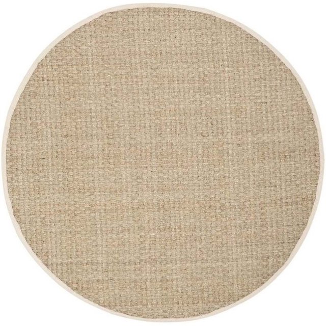 Safavieh Natural Fiber Round Rug in Natural / Ivory