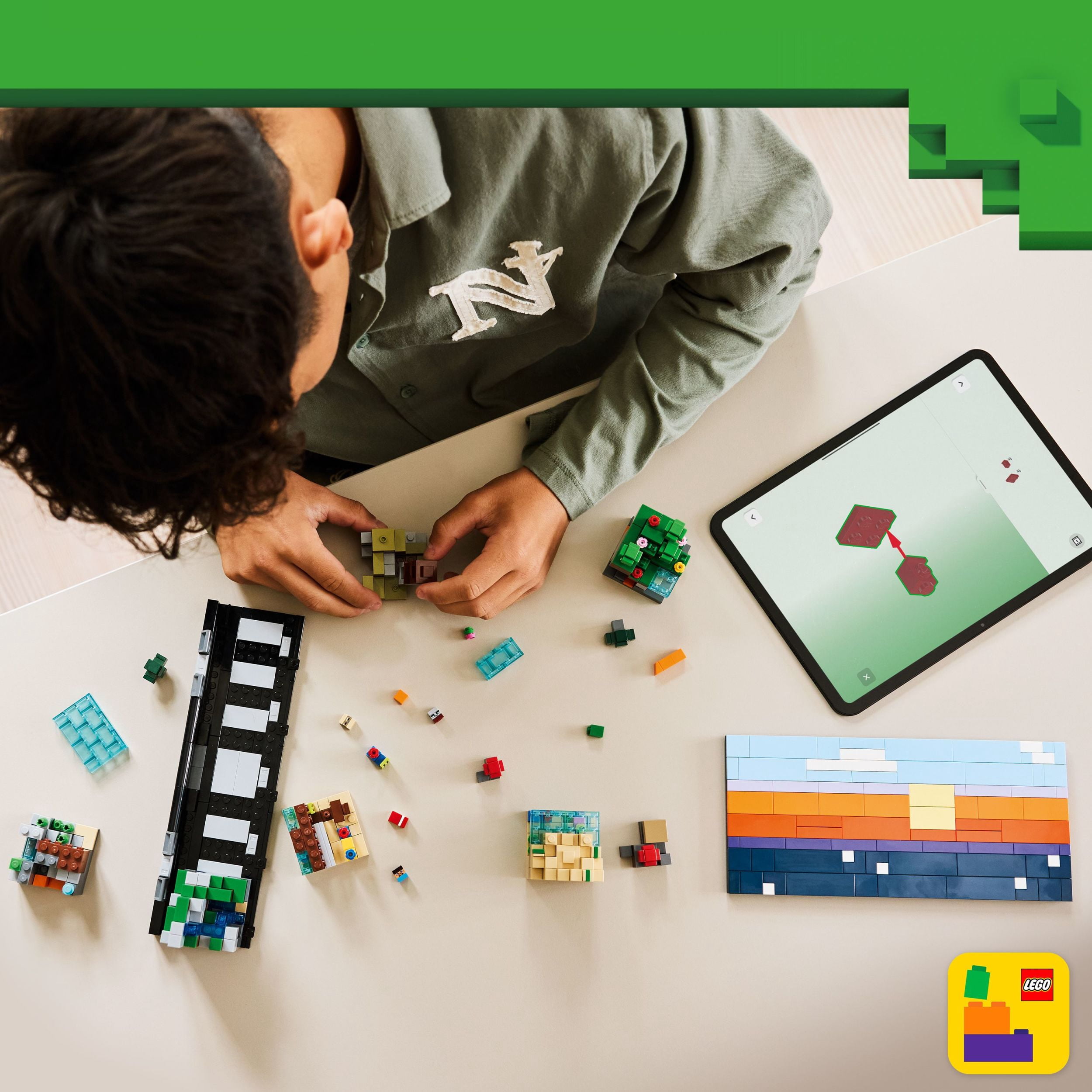 LEGO Minecraft Biomes Miniatures, Art Inspiré des Jeux Vidéo, Ensemble de Construction 21589