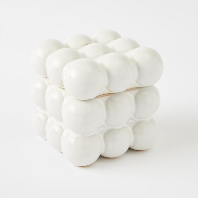 Anko Boîte Décorative à Bulles Blanches avec Couvercle Amovible, Présentant un Motif de Bulles Blanches Lustrées en Céramique, Convient à une Utilisation Décorative Intérieure sur les tables à Café Ou les Manteaux de Cheminée, Souvent Utilisée pour Ranger de Petits Articles.