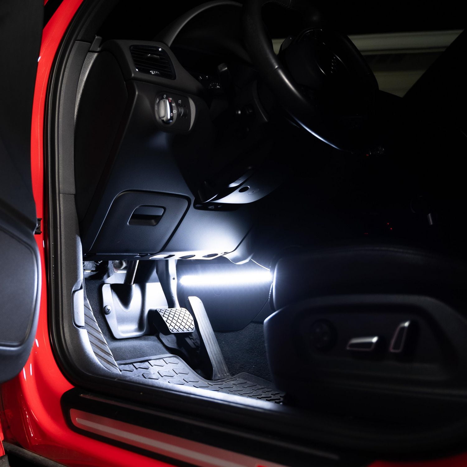 Trousse de base de bandes lumineuses à DEL Max d’Alpena pour l’intérieur et l’extérieur – Rouge