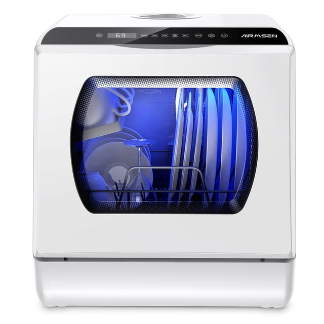 AIRMSEN Lave-Vaisselle de Comptoir Portable avec Réservoir d'Eau Intégré de 5 Litres et Fonction de Séchage à l'Air, Modèle AE-TDQR03, Montré dans une Vue Orientée vers l'Avant. le Lave-Vaisselle compact Présente une Apparence Extérieure Blanche avec une Porte en Verre à Double Couche Transparente, Révélant la Vaisselle à l'Intérieur Éclairée par un Éclairage DEL Bleu. l'Écran Tactile DEL Incliné Est visible sur le Panneau Supérieur, Affichant des Commandes Intuitives. Conçu pour les Petites Cuisines, les VR