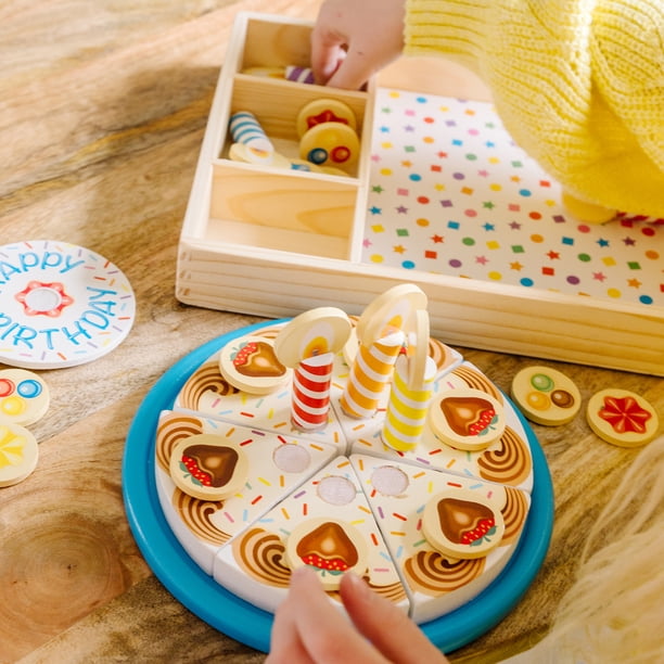 Jouet à gâteau en bois, gâteau d'anniversaire en bois, gâteau rose de cuisine pour fille, nourriture pour le goûter, gâteau Montessori jeu de simulation de cuisine avec des bougies - France