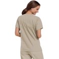 thumbnail image 3 of Landau Essentials Haut de Sarrau pour Femmes : 4 Poches, Coupe Classique Décontractée, Col en V Durable 8219, 3 of 6