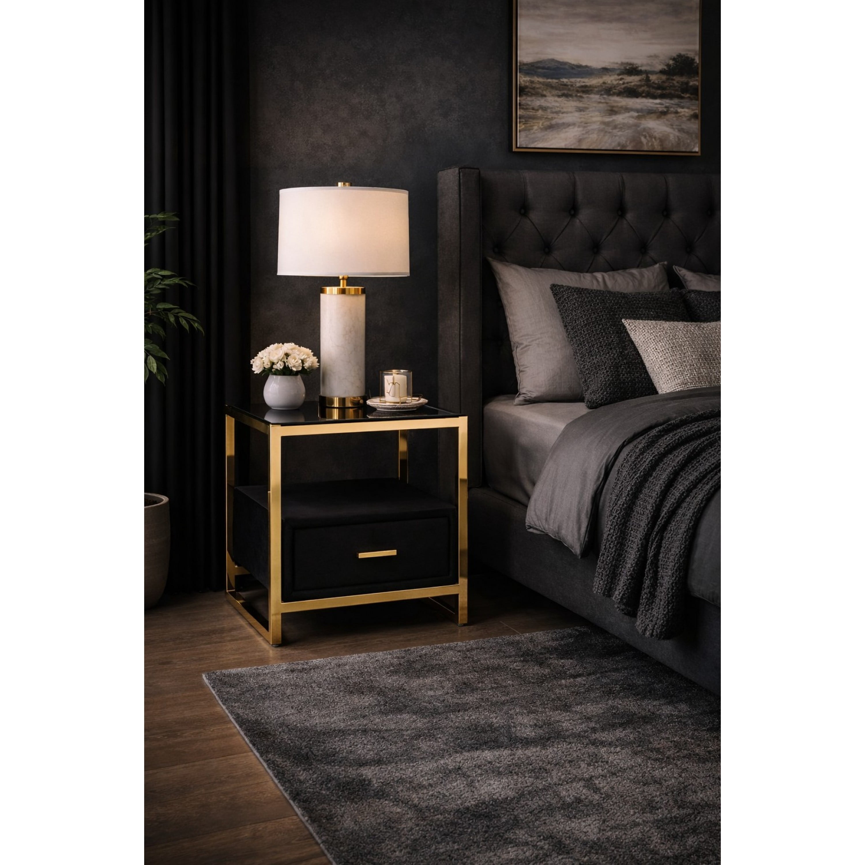 Brassex Adam Table de nuit moderne luxe pour chambre avec dessus en verre, tiroir rembourré et structure en métal doré, noir/or