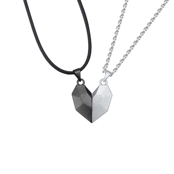 Couple Necklace A Pair of Love Necklaces Creative Magnet Love Necklaces