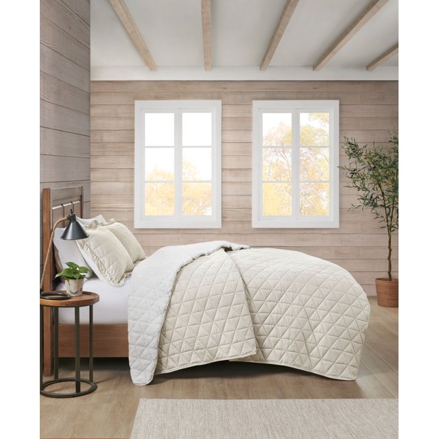 Premier Comfort Signature Reversible Printed Herringbone to Faux Fur Quilt Set, Ivory, King