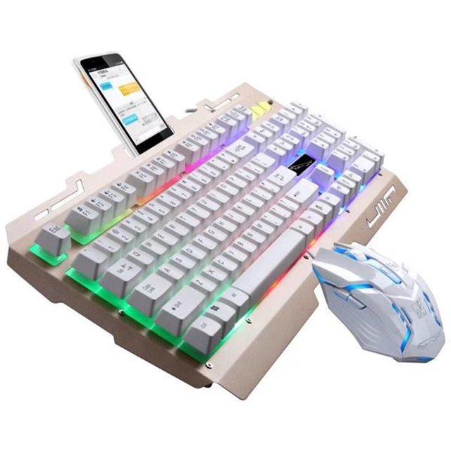 1 Pce Clavier Souris Ergonomique de Jeu Mécanique Rétroéclairé à DEL pour PC. Ce Clavier de Jeu Filaire Blanc Présente un Cadre en Métal, une Conception Ergonomique en Forme de S et un Support Antidérapant pour une Hauteur Réglable. Il Comprend des Touches à DEL Rétroéclairées pour une Visibilité Accrue, Même en Faible Luminosité, et une Souris de Jeu Assortie. le Clavier Est Étanche avec de Grands Trous de drainage et Mesure Environ 50 x 18 x 2 cm. Convient aux Installations de Jeu sur PC.