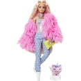 thumbnail image 1 of Poupée Barbie Extra #3 en manteau Rose Molletonneux, 1 of 6