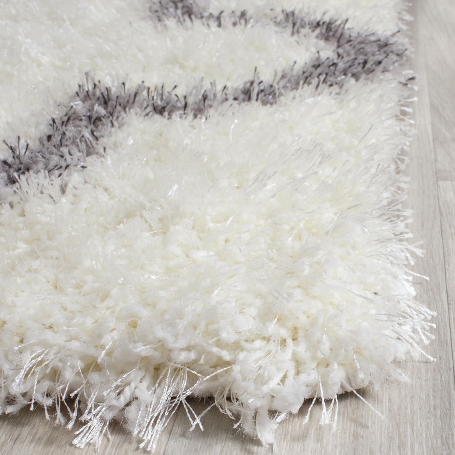 Safavieh Montreal Lennart Tapis Géométrique Shag