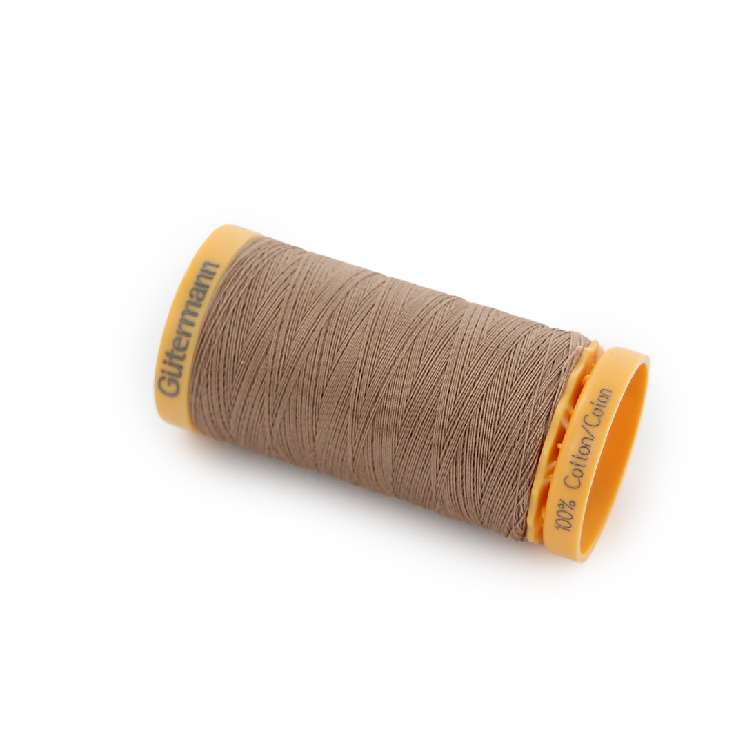 GÜTERMANN Cotton 50wt Thread, 250 m (273.4 yd), Black, Strong & Lustrous for Sewing