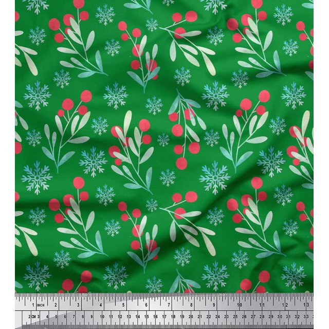 Soimoi Tissu Satin Modal Vert Flocon de Neige & Baies Rouges Fruits Imprimé Tissu au Mètre 42 Pouces de Large
