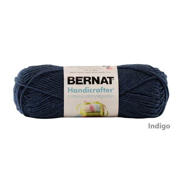 Bernat® Handicrafter® Fil, Coton #4 Moyen, 1,75 Oz/50 g, 80 Verges en indigo, un Écheveau de Fil de Coton 100 % Cultivé aux É.-U. avec une Étiquette Blanche Affichant le logo Bernat et les Détails du Produit, Convient aux Projets de Tricot et de crochet pour la Maison et la Cuisine, Lavable à la machine et Séchable pour un Entretien Facile.